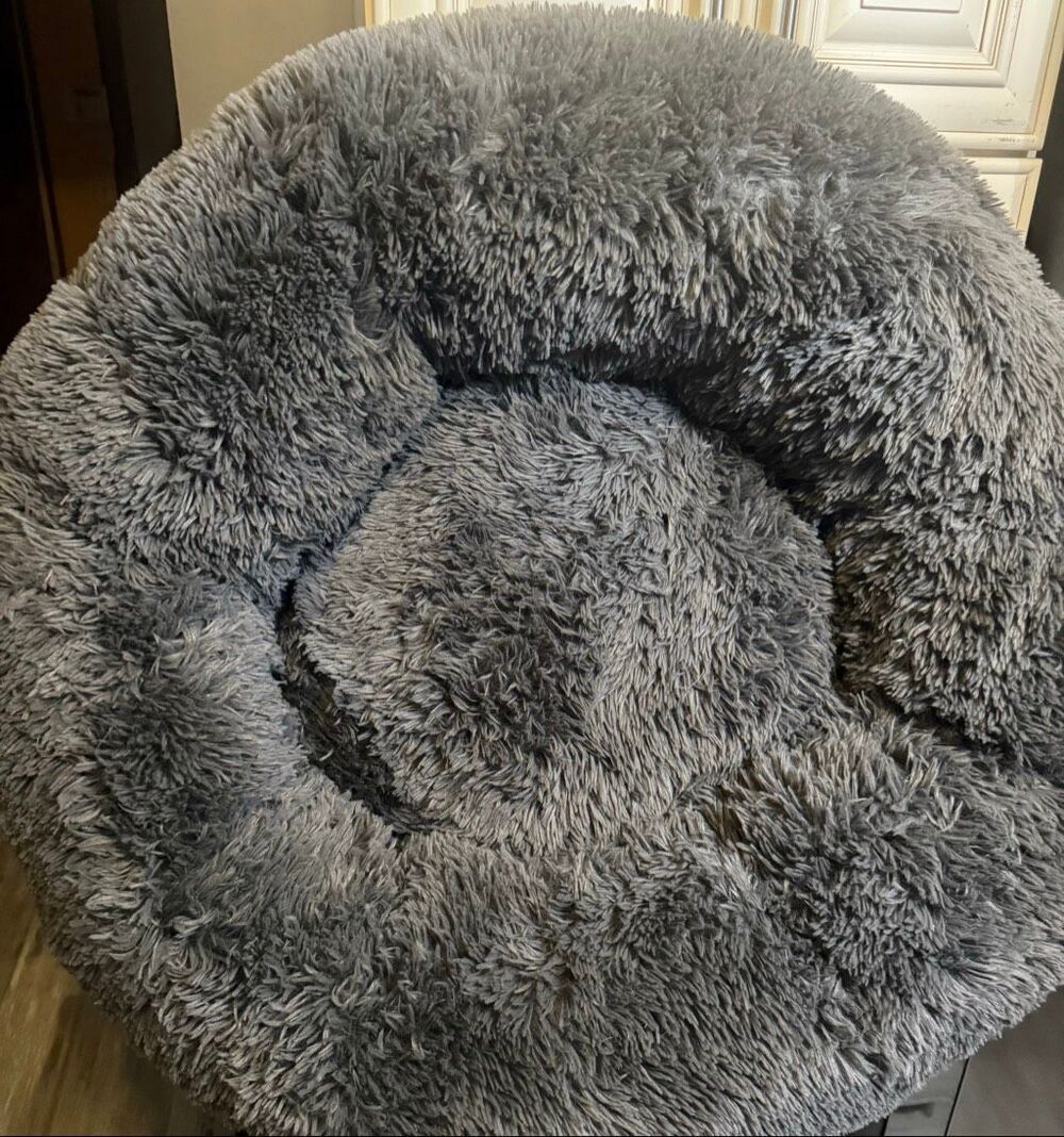 Bedsure Calming Donut Washable Anti-Slip Fluffy Round Dog Pet Bed Large Gray 36"